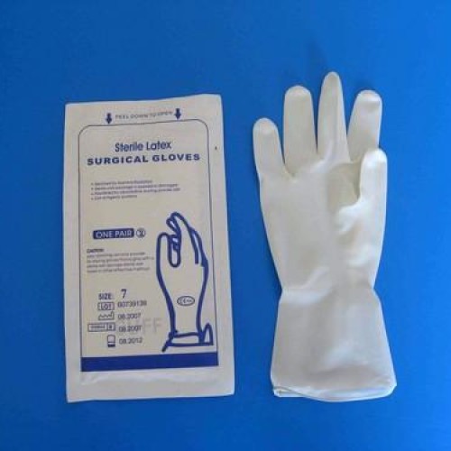 Sterile surgical latex gloves
