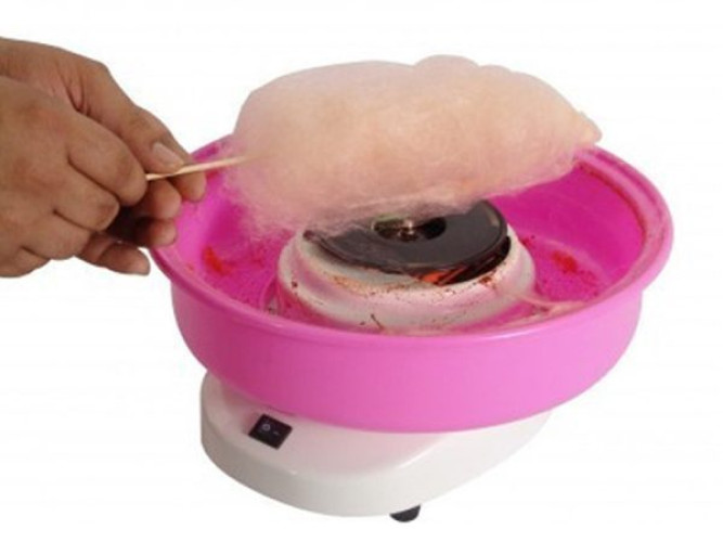 Mini chef cotton candy maker