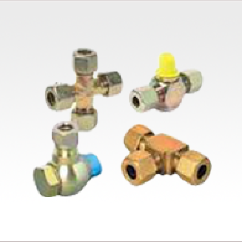 Hydraulic pipe and fitting pumps