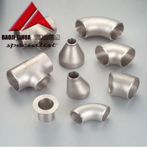 Titanium pipe fitting