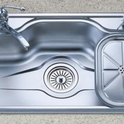 Stainless steel sink