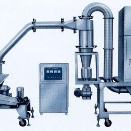 Portable pipe threading machine
