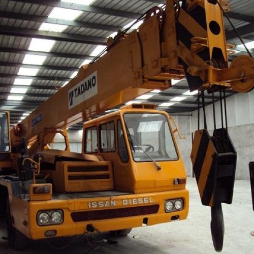 Sell used tadano crane tg250e