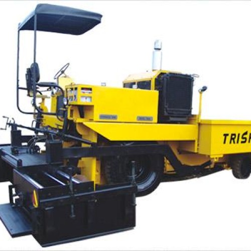 Semi hydro paver finisher