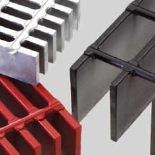 Heavy duty steel grating