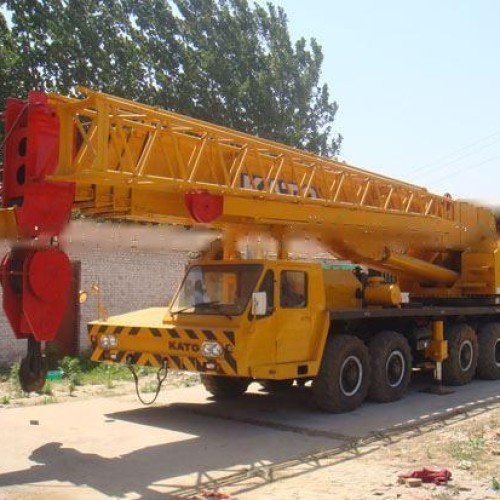 Used kato truck crane 120t